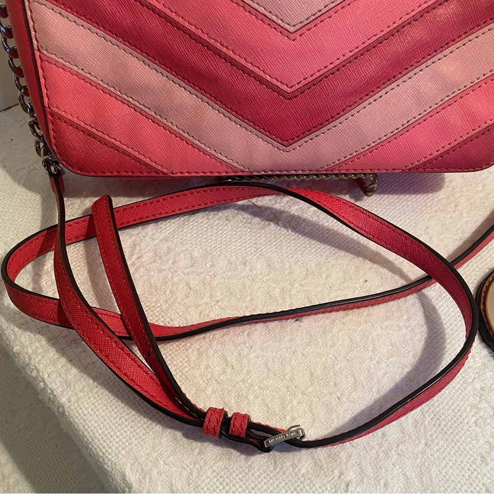 Michael Kors Coral and Light Red Crossbody‎ Bag with Chevron Design - Picture 11 of 12